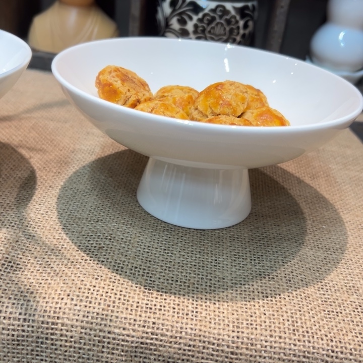 库存尾货高角果盘一个口径16.5