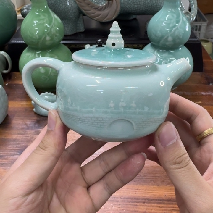 龙泉青瓷茶具微瑕4788