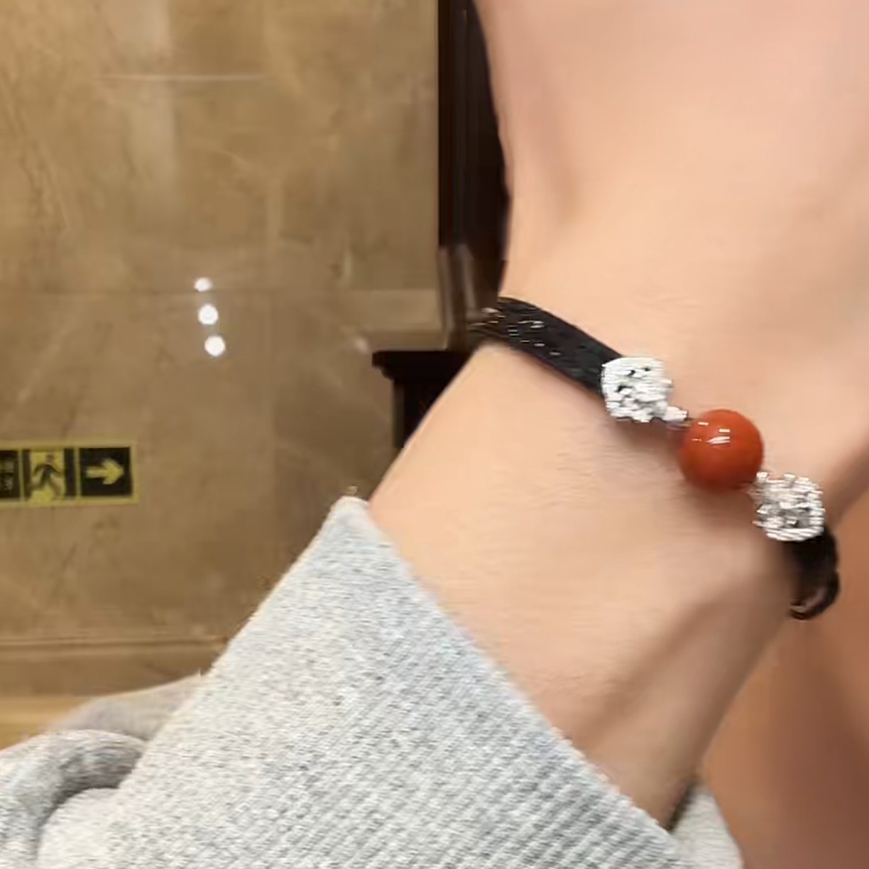 壹屿珠宝   122265  南红玛瑙传世级手串