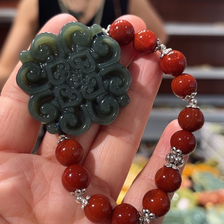 岫玉未镶嵌毛衣链