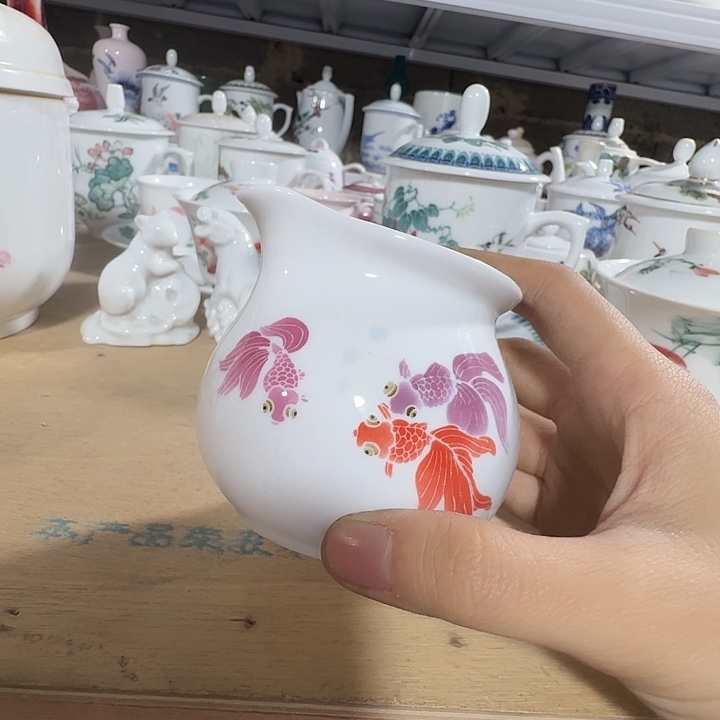 景德镇的陶瓷瓷器