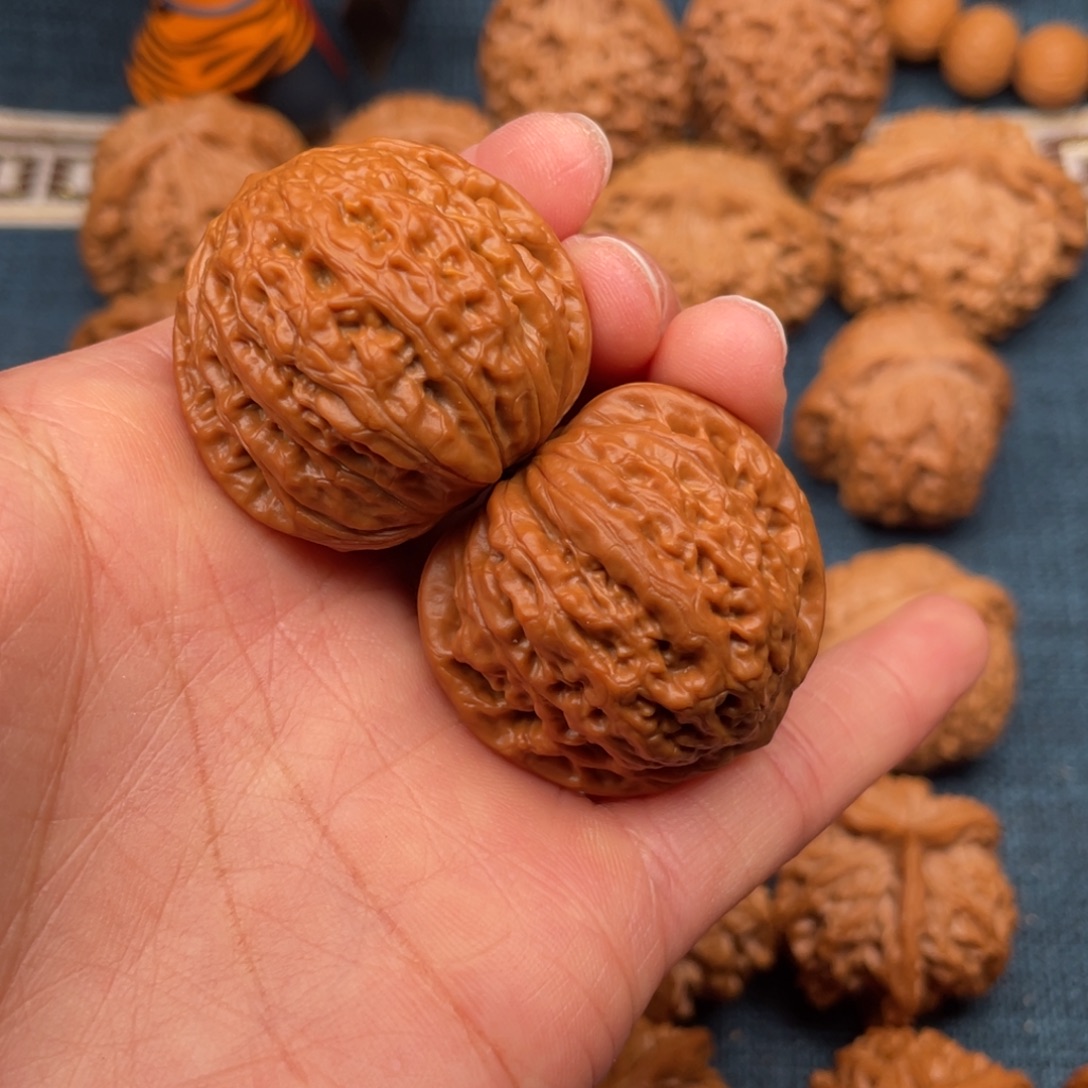 银***盈把件文玩核桃36全品铁锤