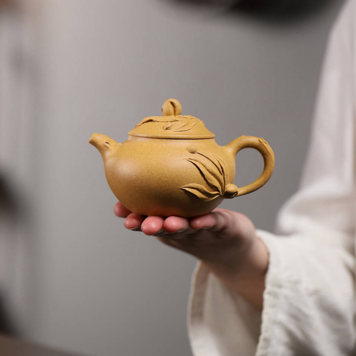 【桃影】紫砂壶  黄金段泥  半手工精工制作