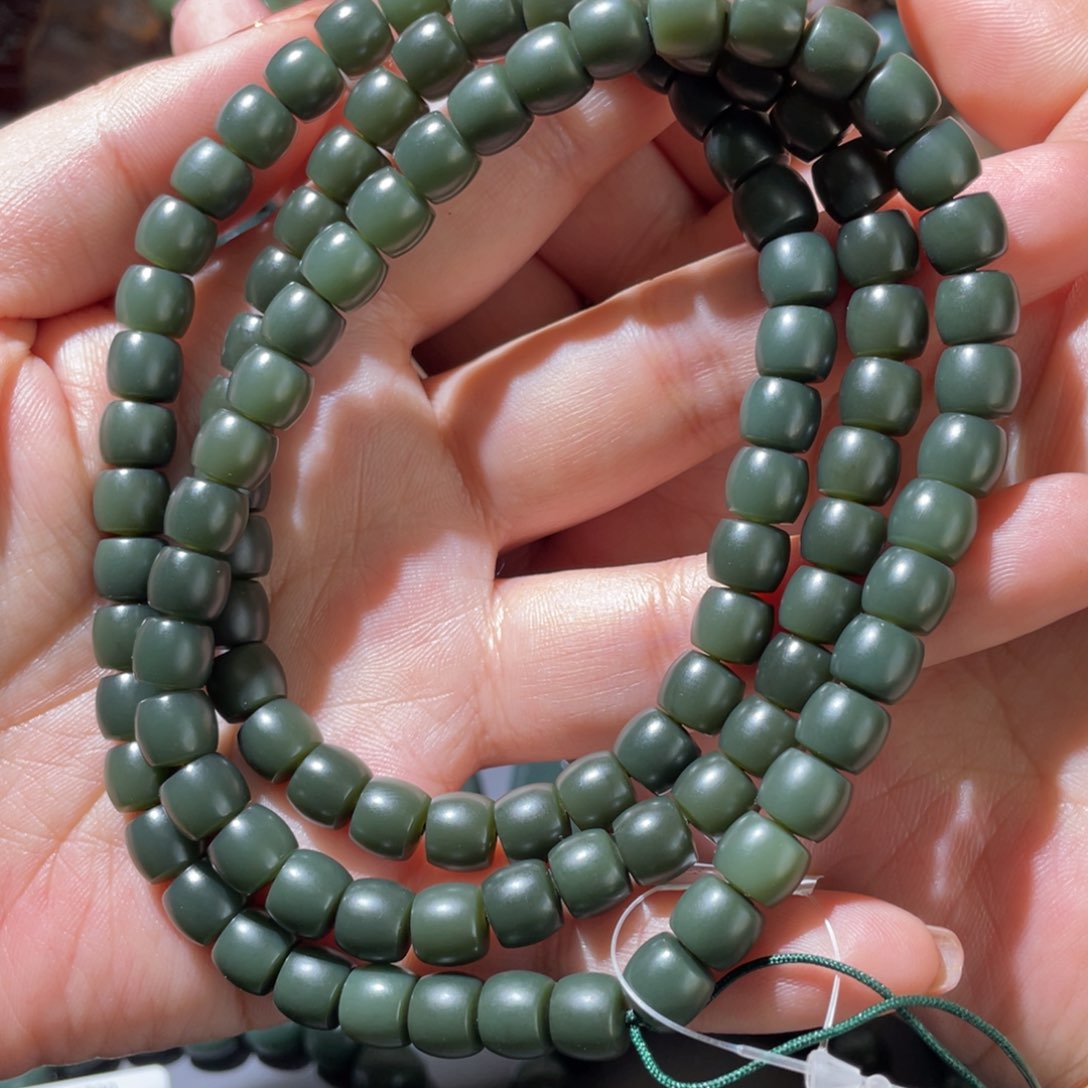 未镶嵌和田玉手串