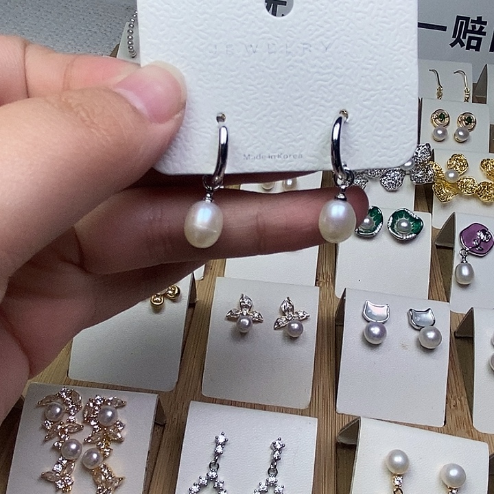 银S925镶嵌淡水珍珠耳饰
