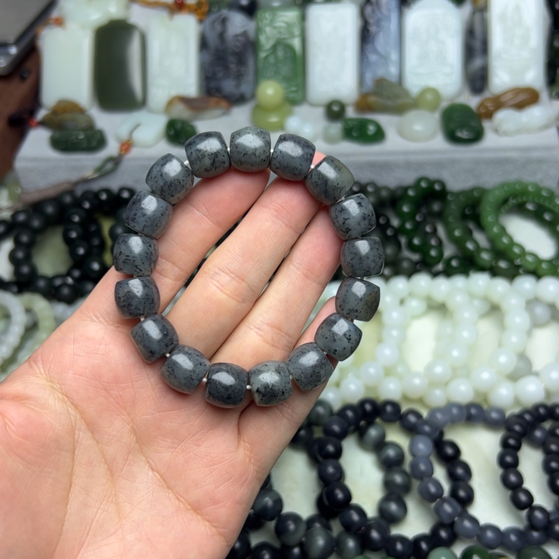 和田玉（子料）未镶嵌手链