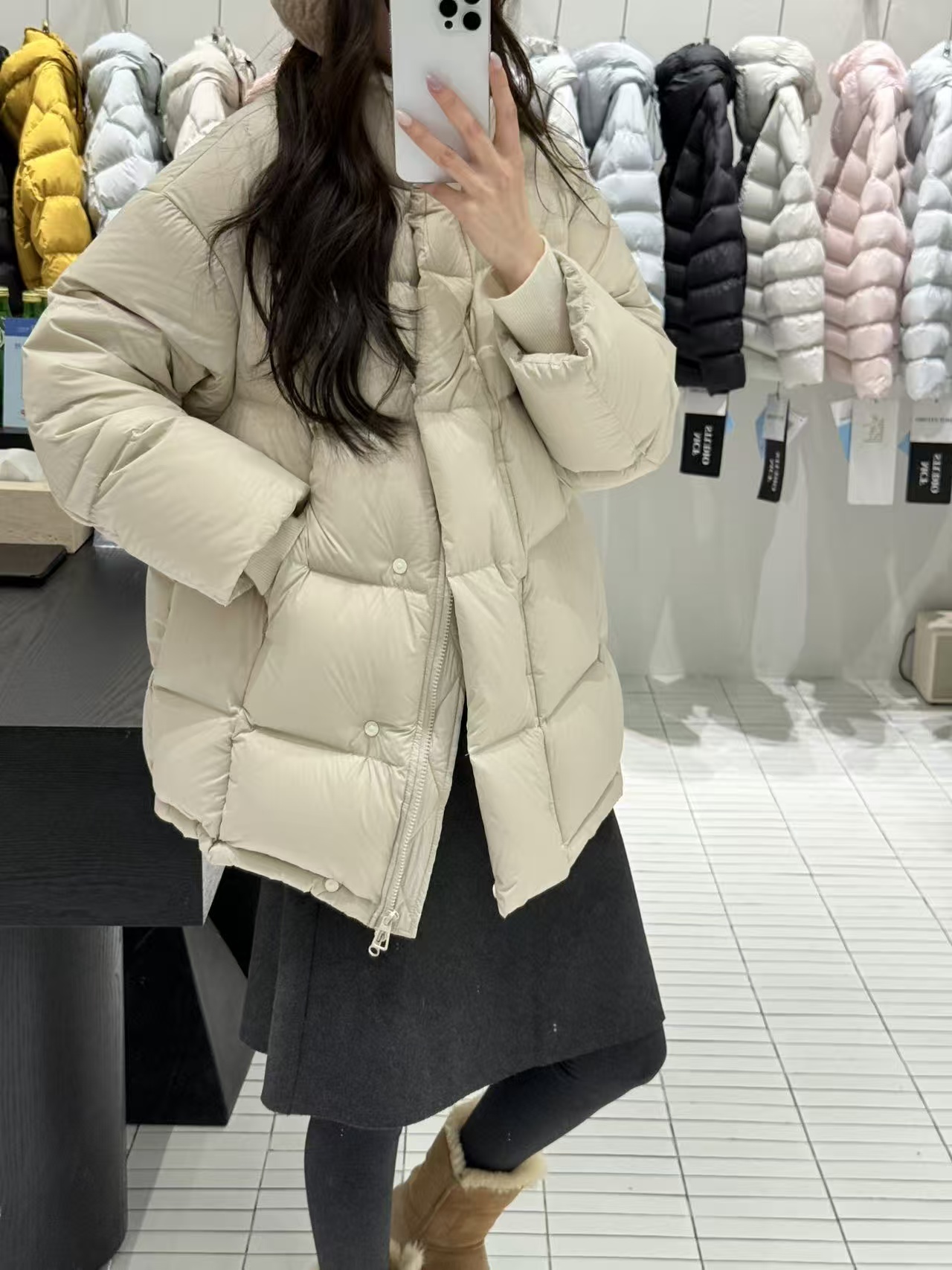 8668  立领加厚保暖时尚  95白鸭绒   羽绒服外套