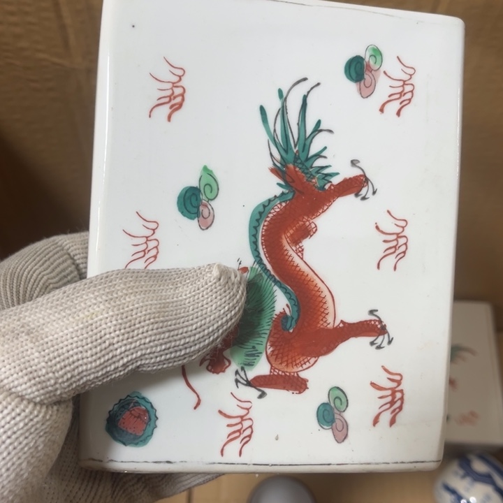 德***和有机玻璃摆件摆件