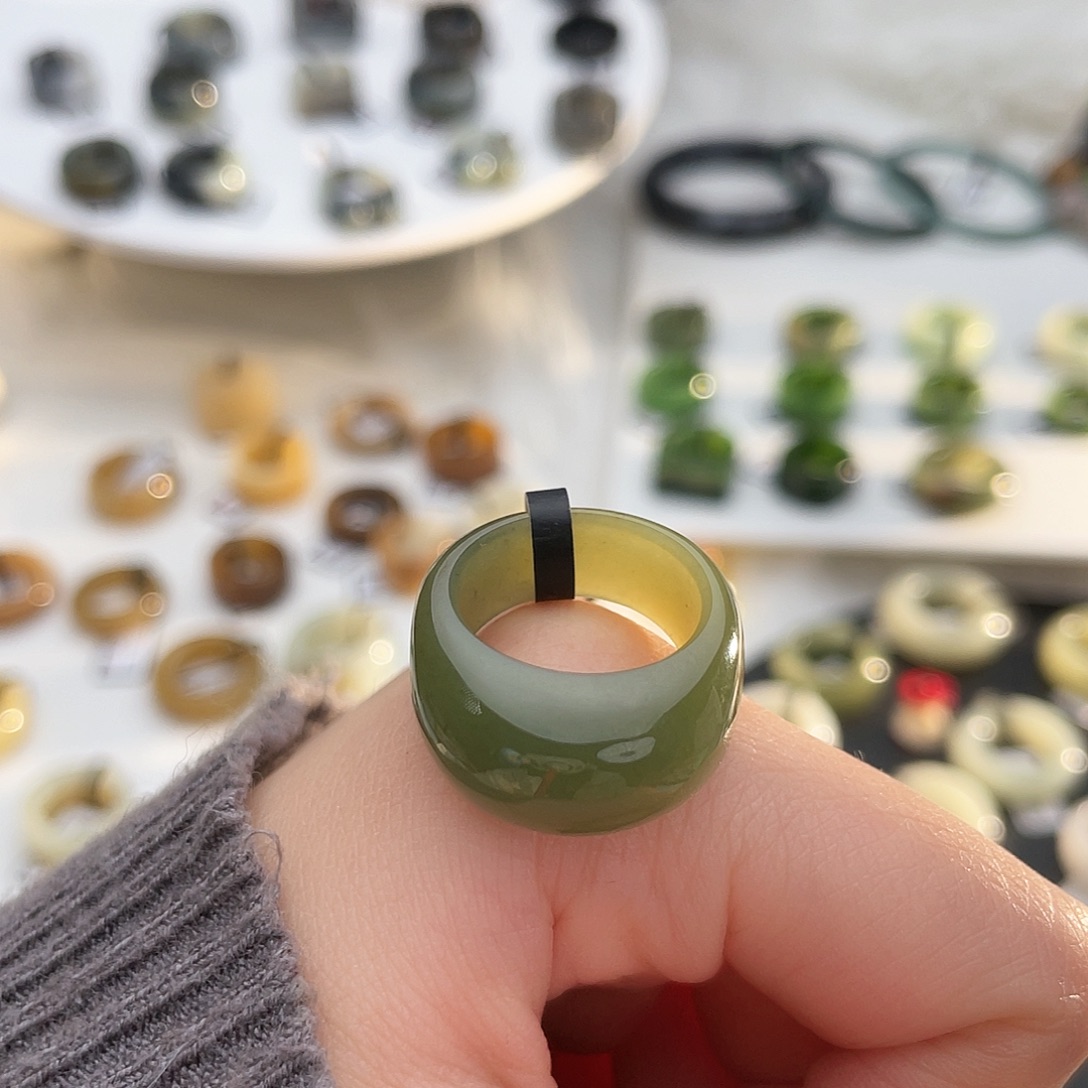 和田玉未镶嵌戒指k57 湖水绿馒头16.8mm 高品