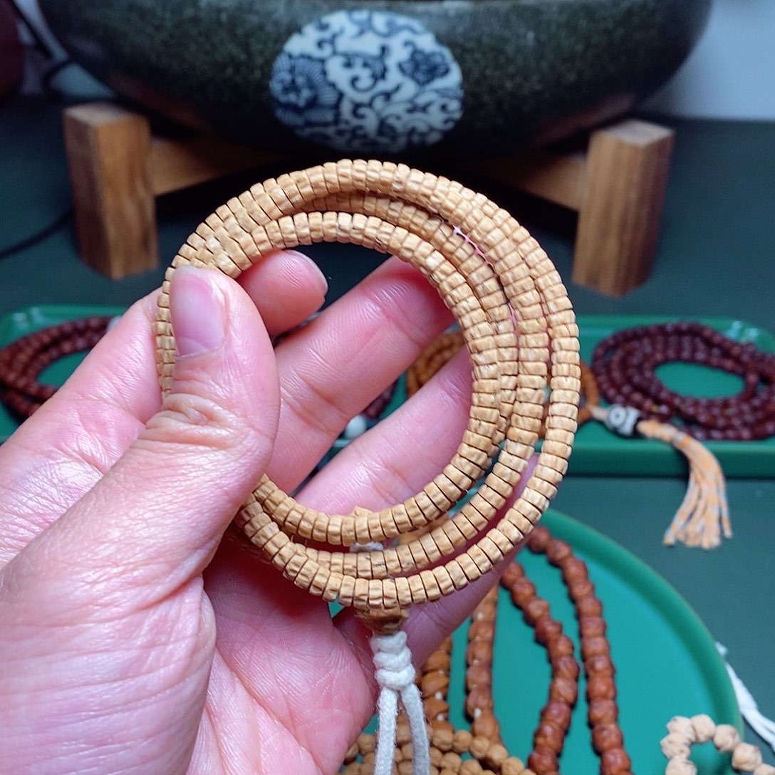 柏香籽/百香籽吊坠128