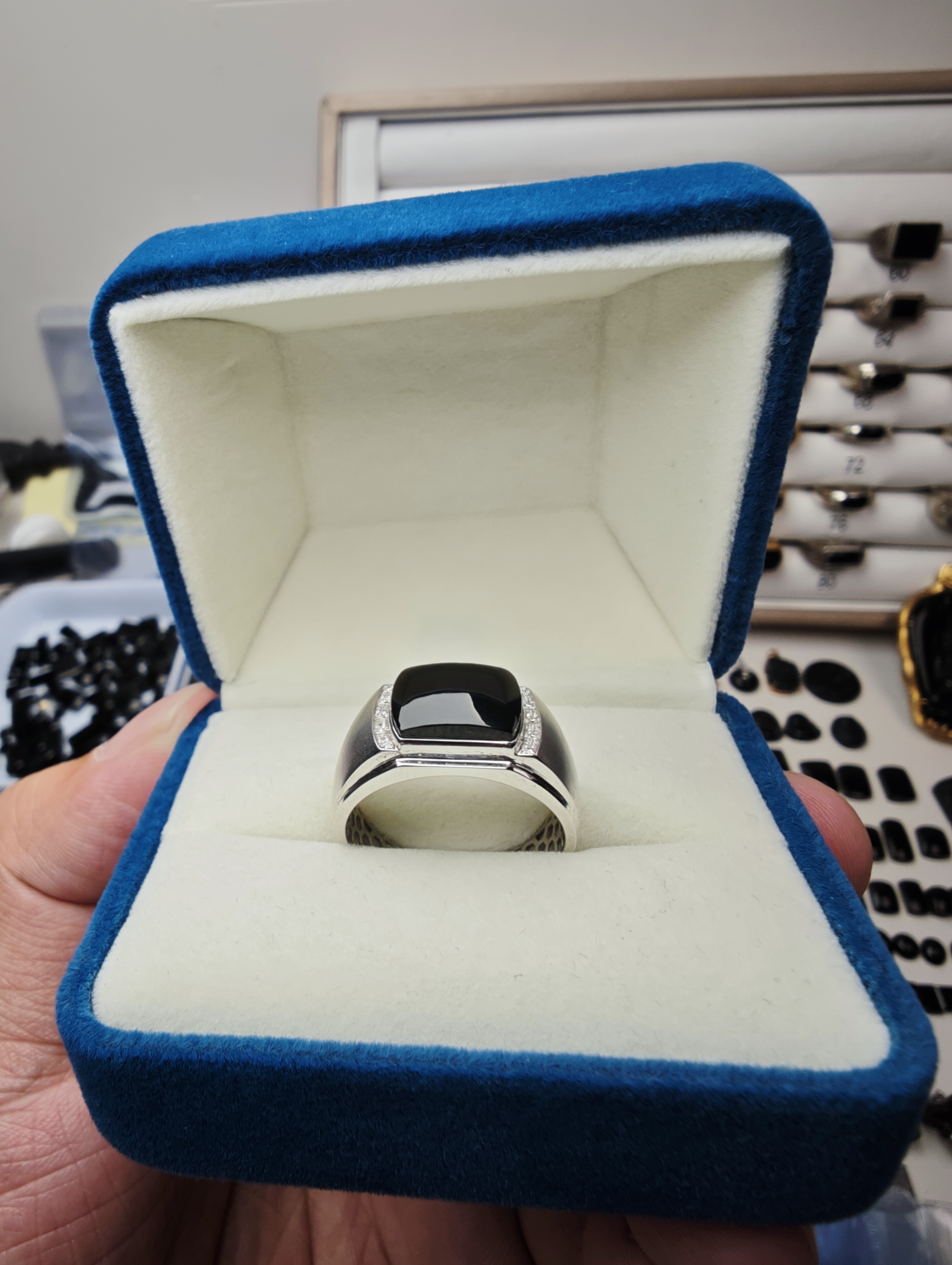 墨翠18k白金马鞍戒