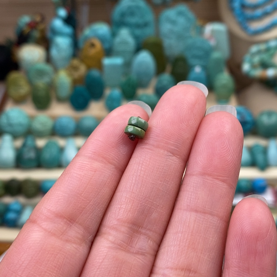 未镶嵌绿松石珠宝奇石