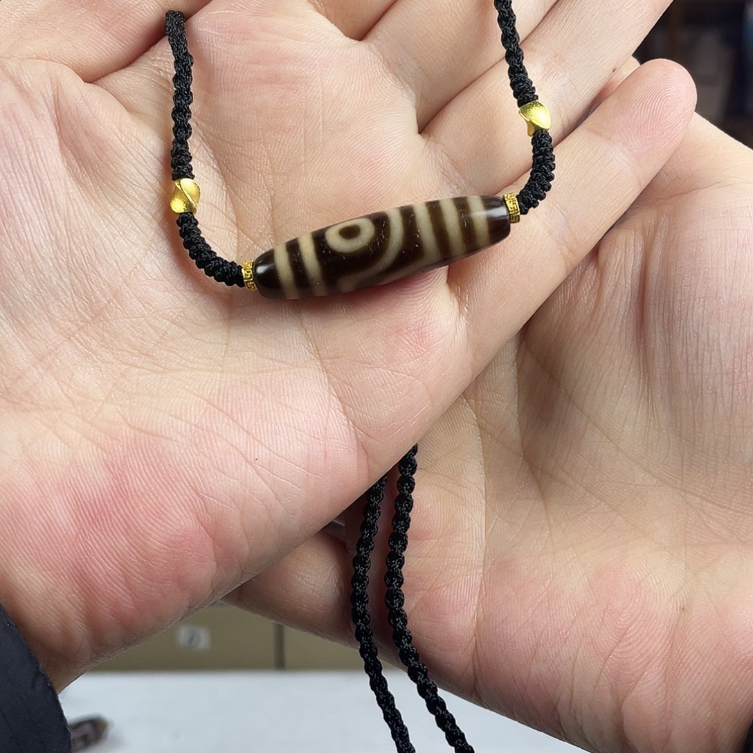 玛瑙/玉髓合金颈饰上肯