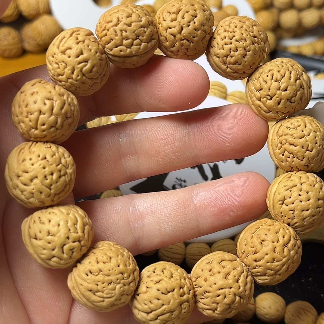 情***茧桃核手串20尺寸肌肉