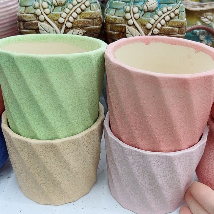 多肉绿植陶瓷花盆9.9包邮，有孔