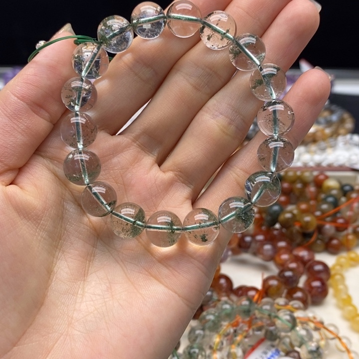 水晶手串未镶嵌89875548079