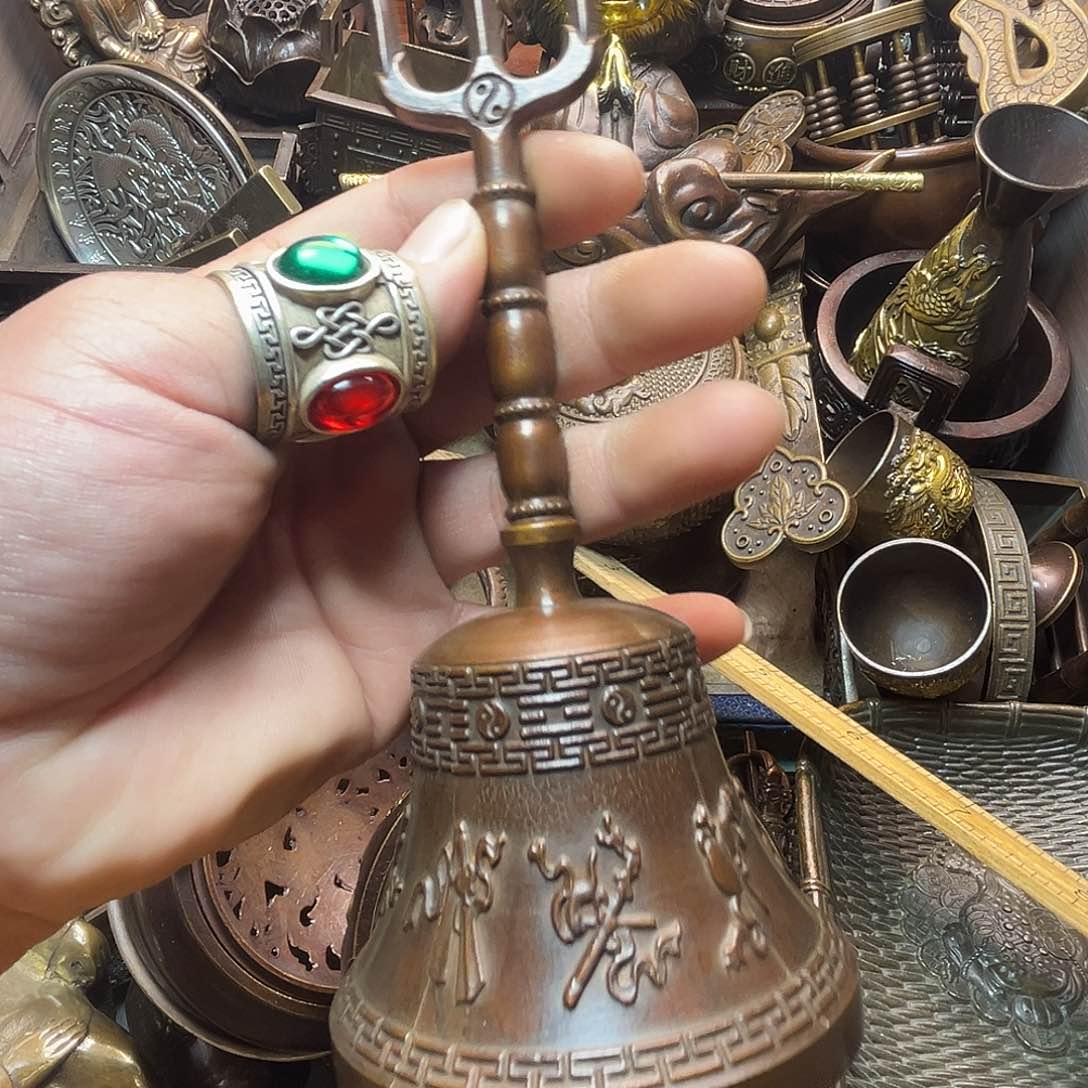 精美铜器收藏品等