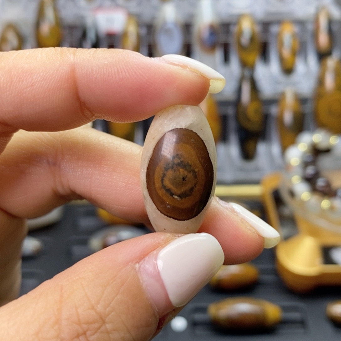 玛瑙/玉髓颈饰合金