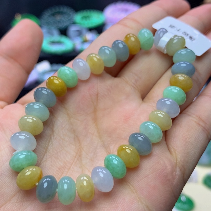 翡翠手链未镶嵌翡翠