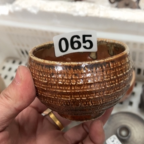 在家了一天没睡觉的人和我一样