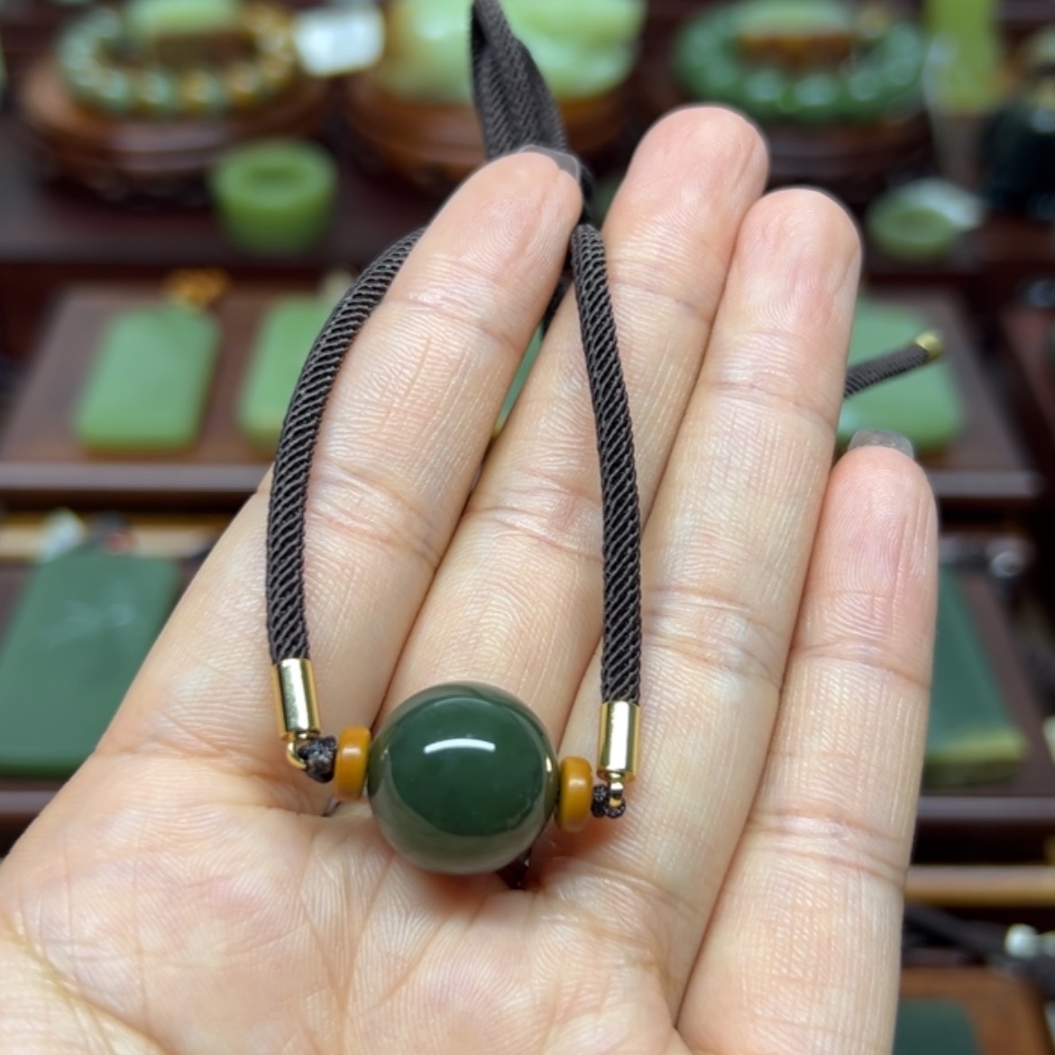 【闪购商品】颈饰未镶嵌和田玉转运珠