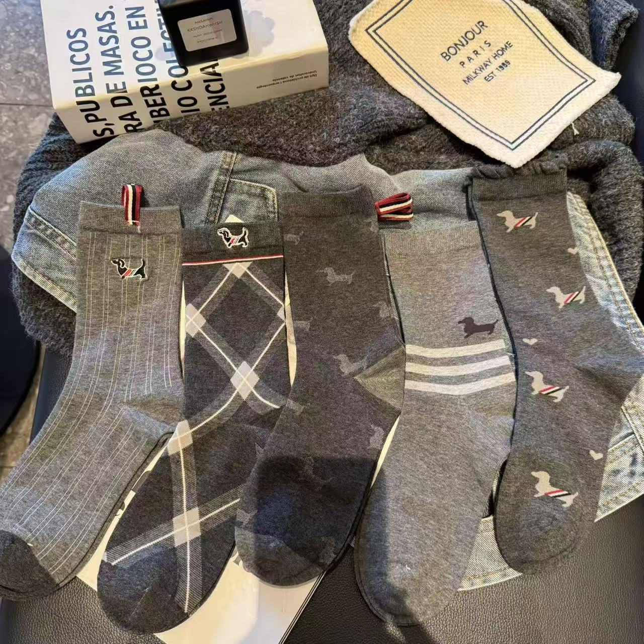 秋季条纹小狗灰色女中筒ins潮百搭女袜