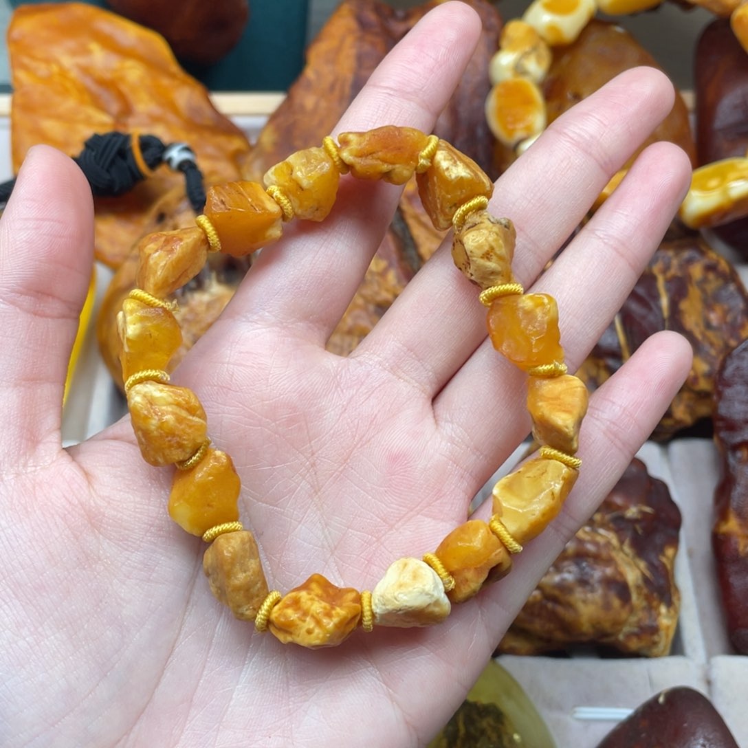 琥珀珠宝奇石未镶嵌