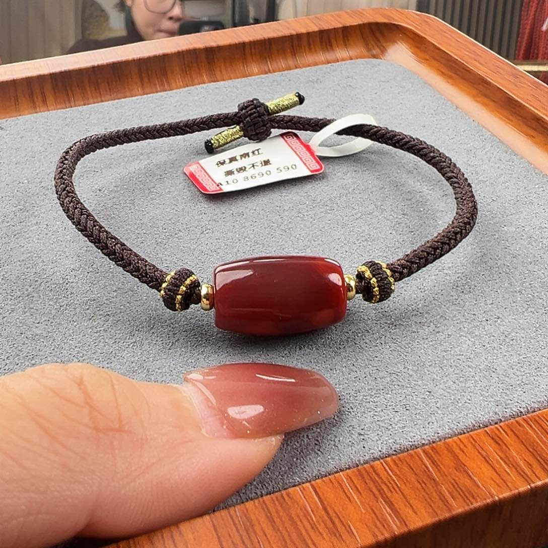 南红玛瑙手串未镶嵌