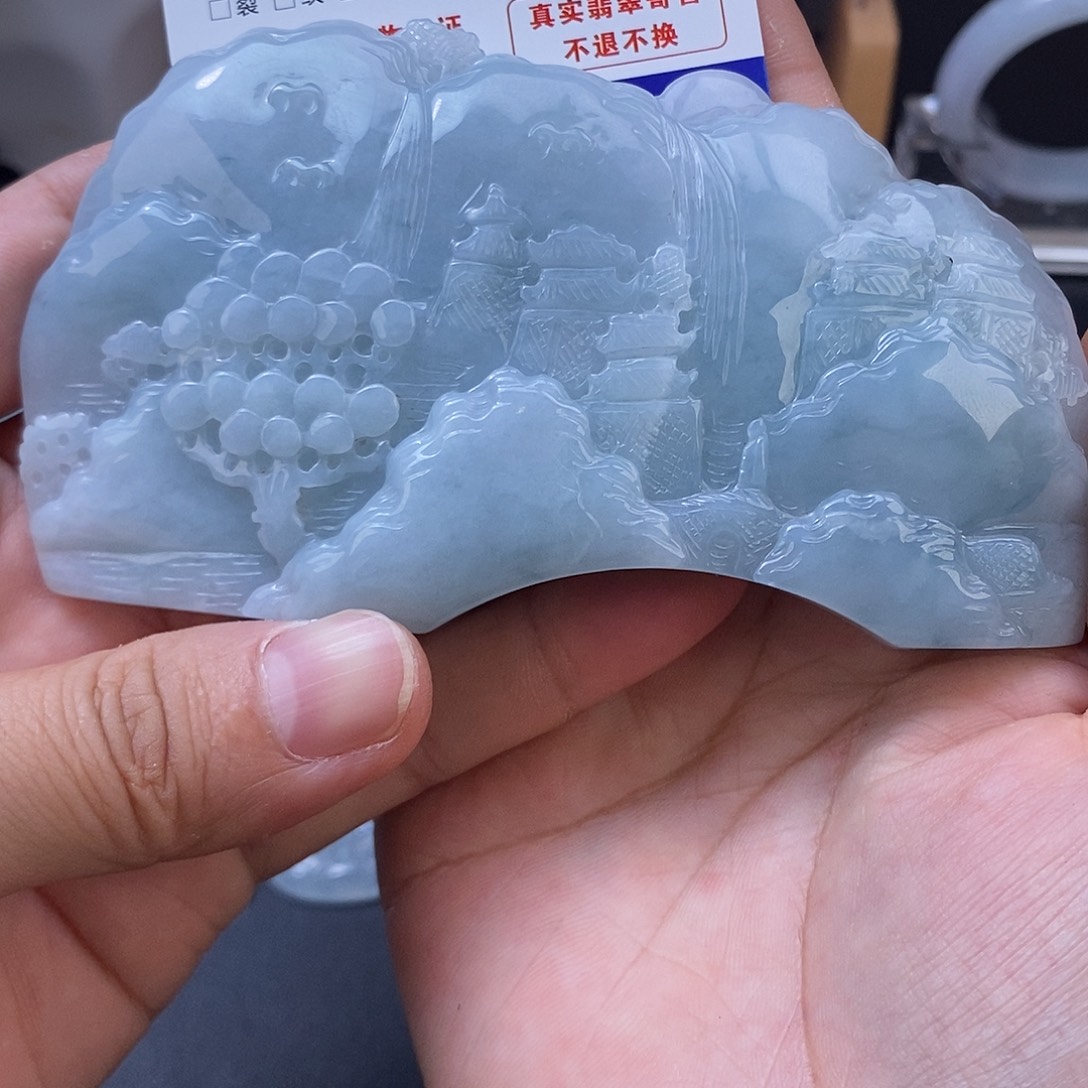 阿***彘翡翠未镶嵌颈饰翡翠