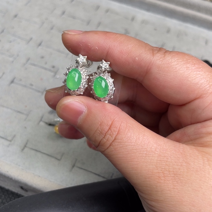 翡翠未镶嵌颈饰缅甸天然翡翠戒指