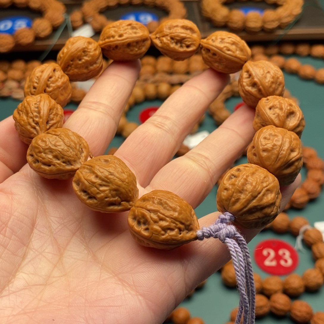 文玩核桃手串21尺寸桃心
