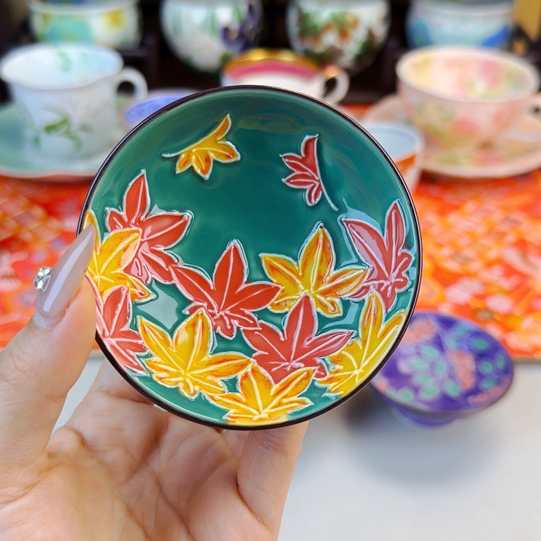 他家茶具瓷器真美！6