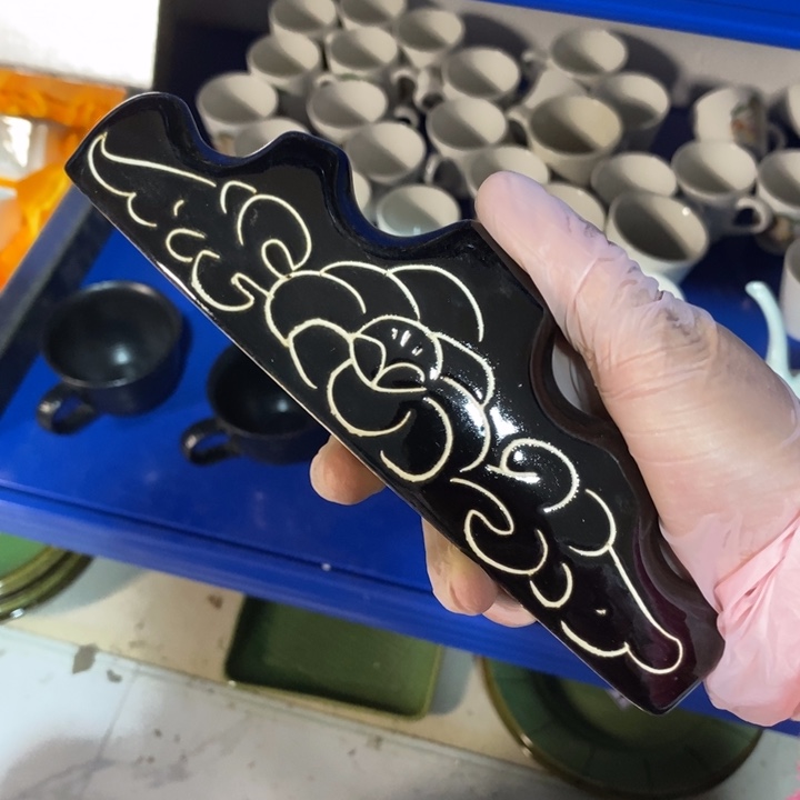 瓷片磁州窑黑刻笔架镇尺长度18.5厘米