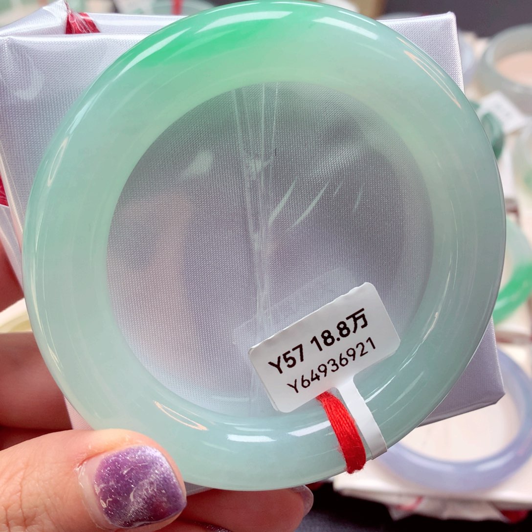 翡翠手镯未镶嵌9号85