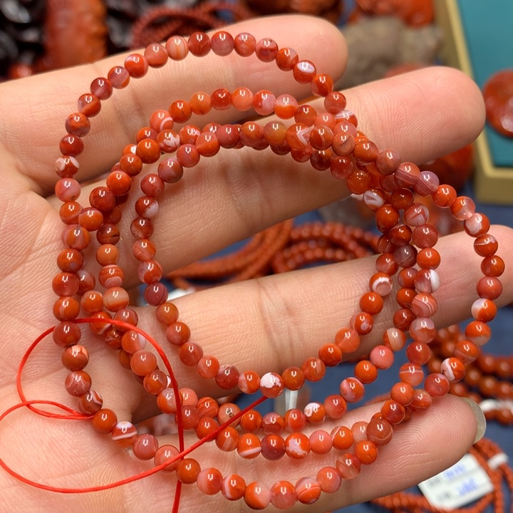 南红玛瑙手串未镶嵌4m m