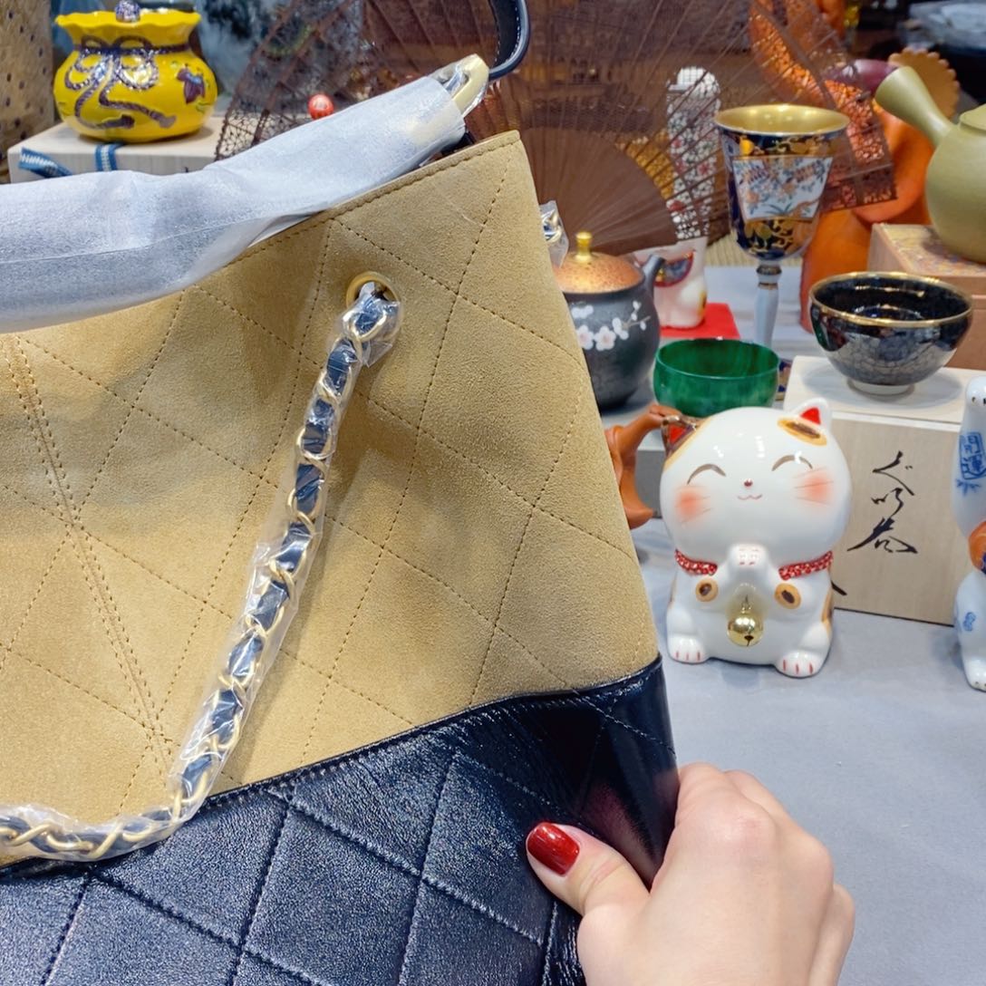 山羊皮（革）小牛皮（革）