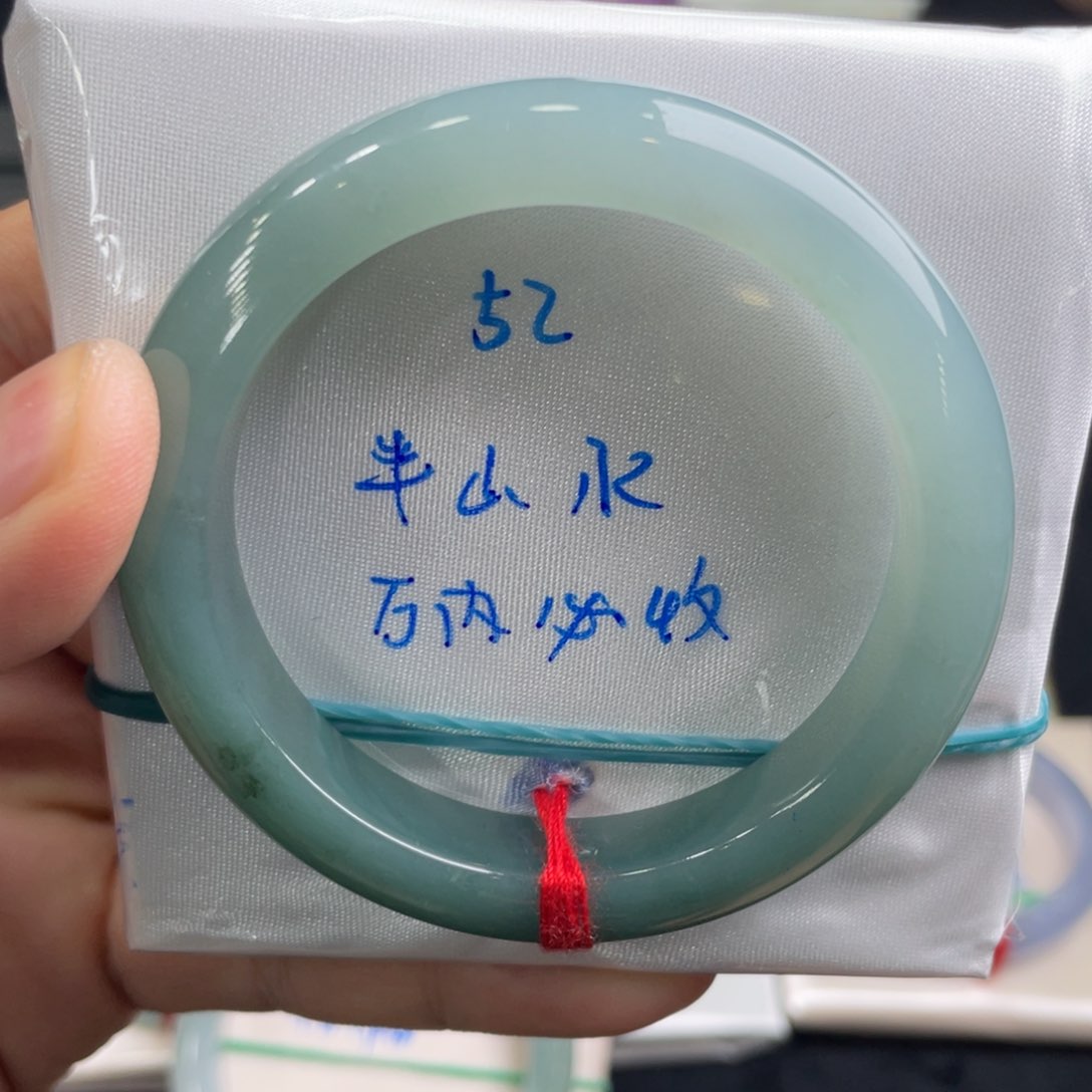 翡翠未镶嵌手镯翡翠手镯