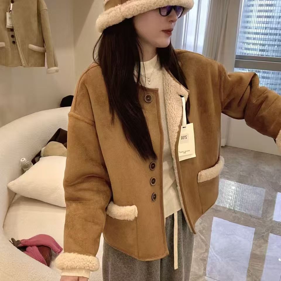 V领冬季衬衫袖短款长袖女短外套时尚加厚宽松送同款帽子