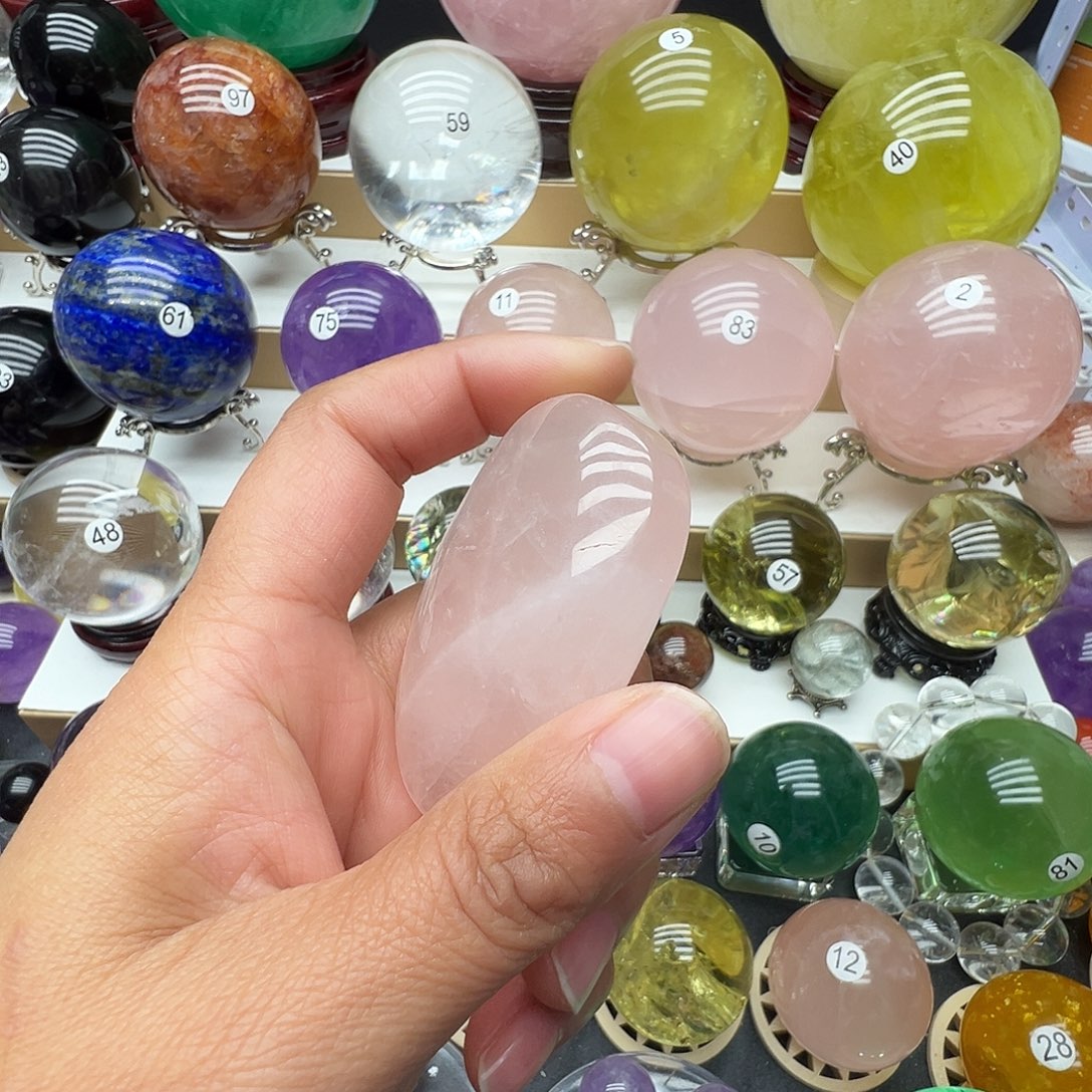 未镶嵌水晶珠宝半成品