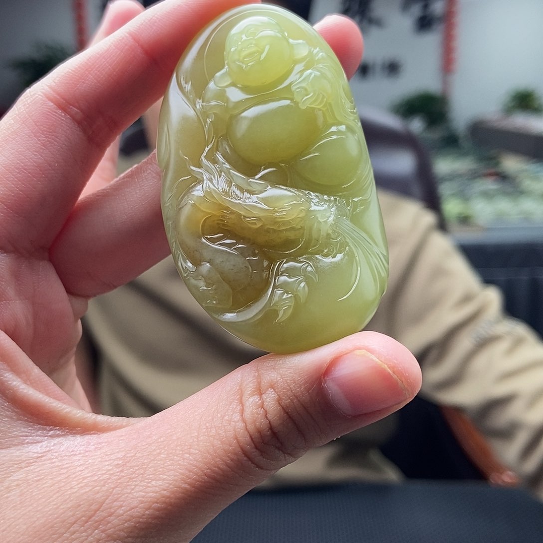 和田玉颜色多样性发拍一发一未镶嵌