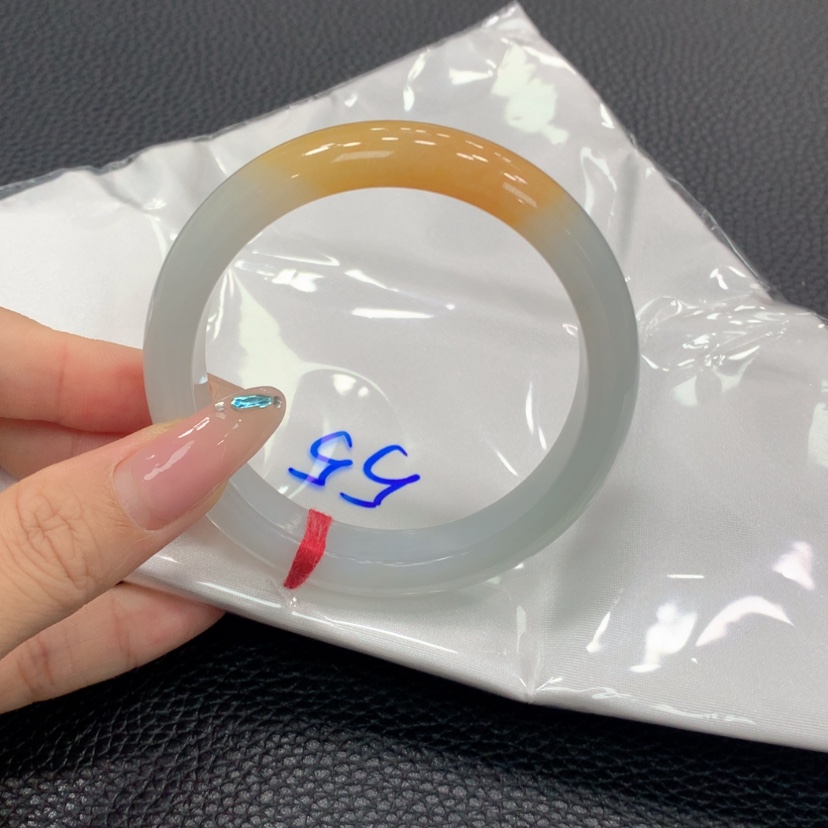 【闪购商品】翡翠手镯未镶嵌未****翡翠