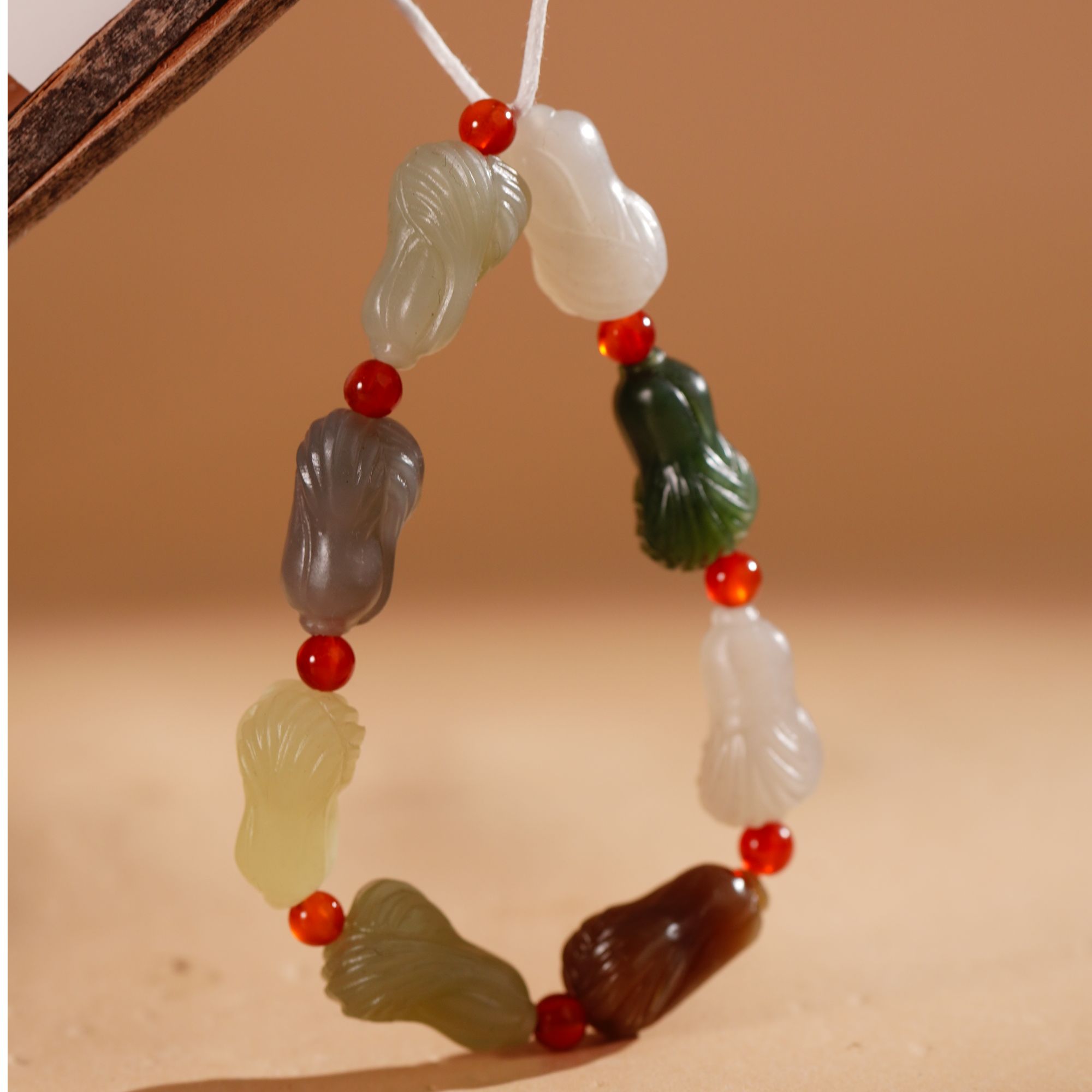 HT130238和田玉多宝白菜手串