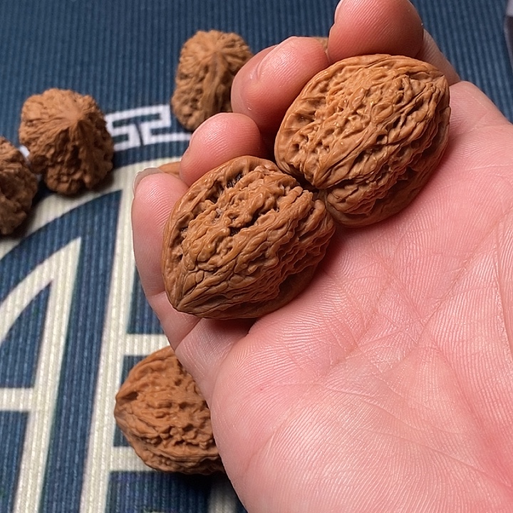 颜***℡吊坠文玩核桃涿鹿南将