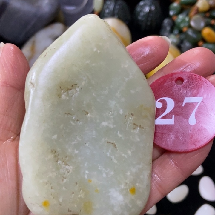 和田玉（糖玉）未镶嵌挂件