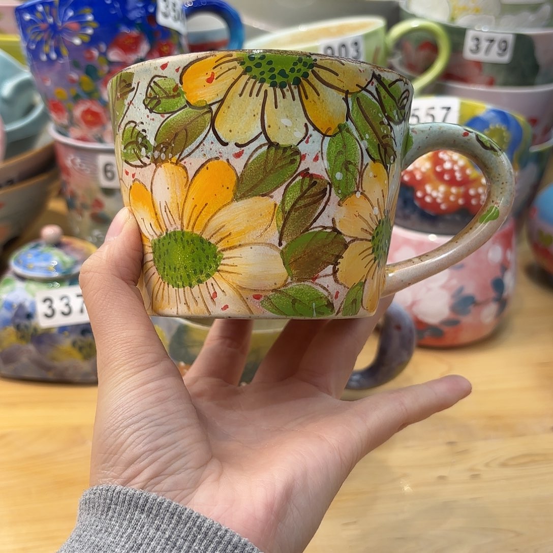 瓷片兔兔哈哈笑的想