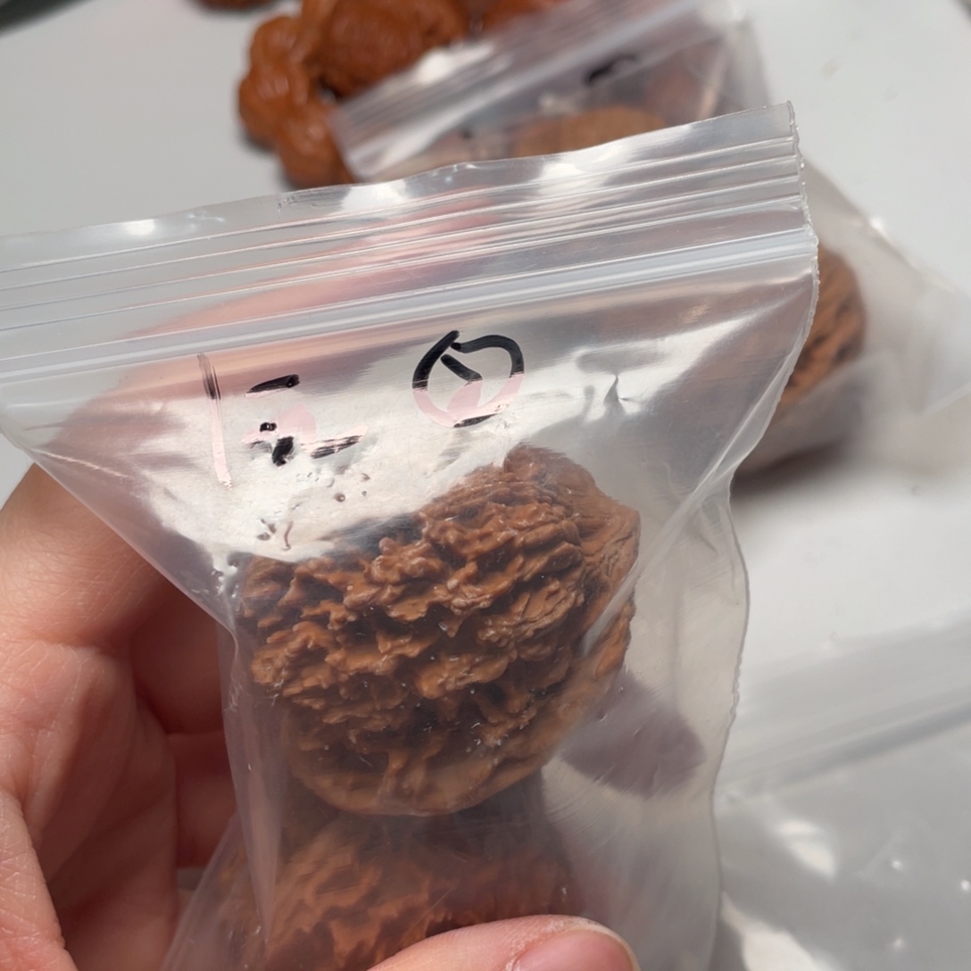 氯***定吊坠文玩核桃一元