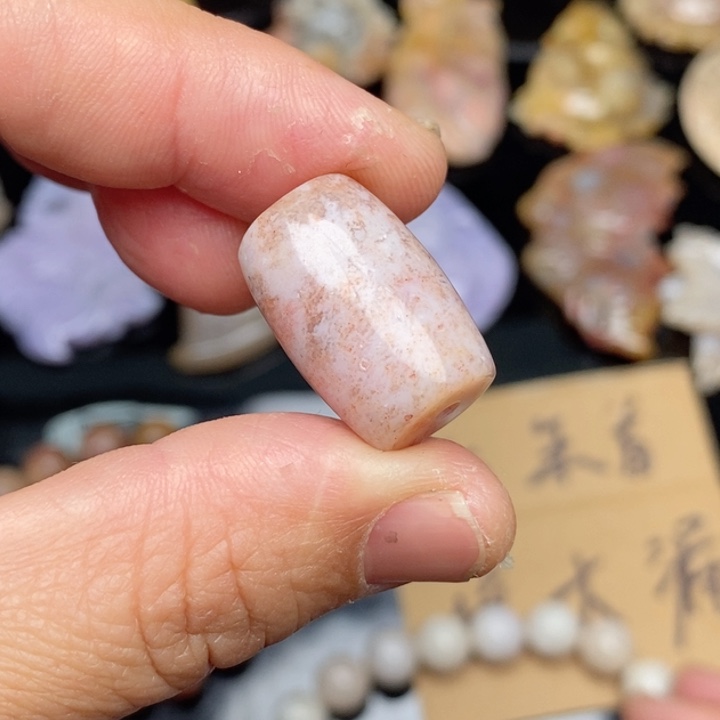 硅化珊瑚（珊瑚玉）手镯未镶嵌