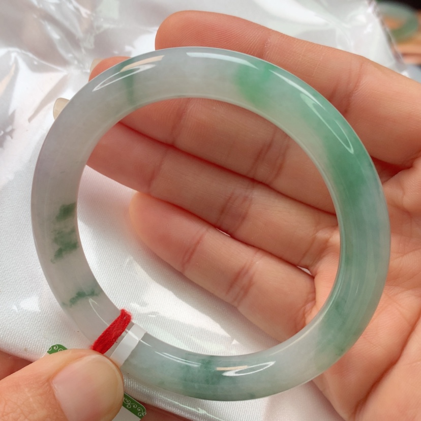 【闪购商品】翡翠手镯未镶嵌天然翡翠手镯