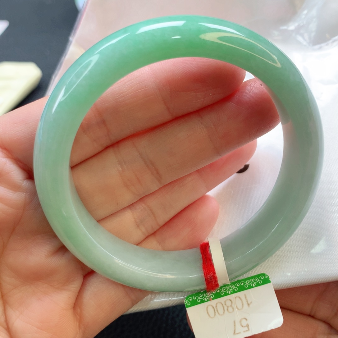 翡翠手镯未镶嵌57正