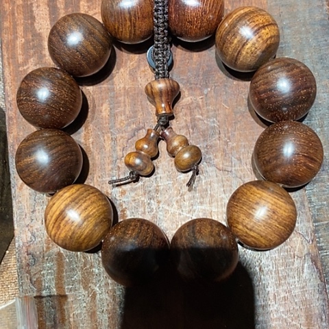【闪购商品】风车木（黑檀木）披****1